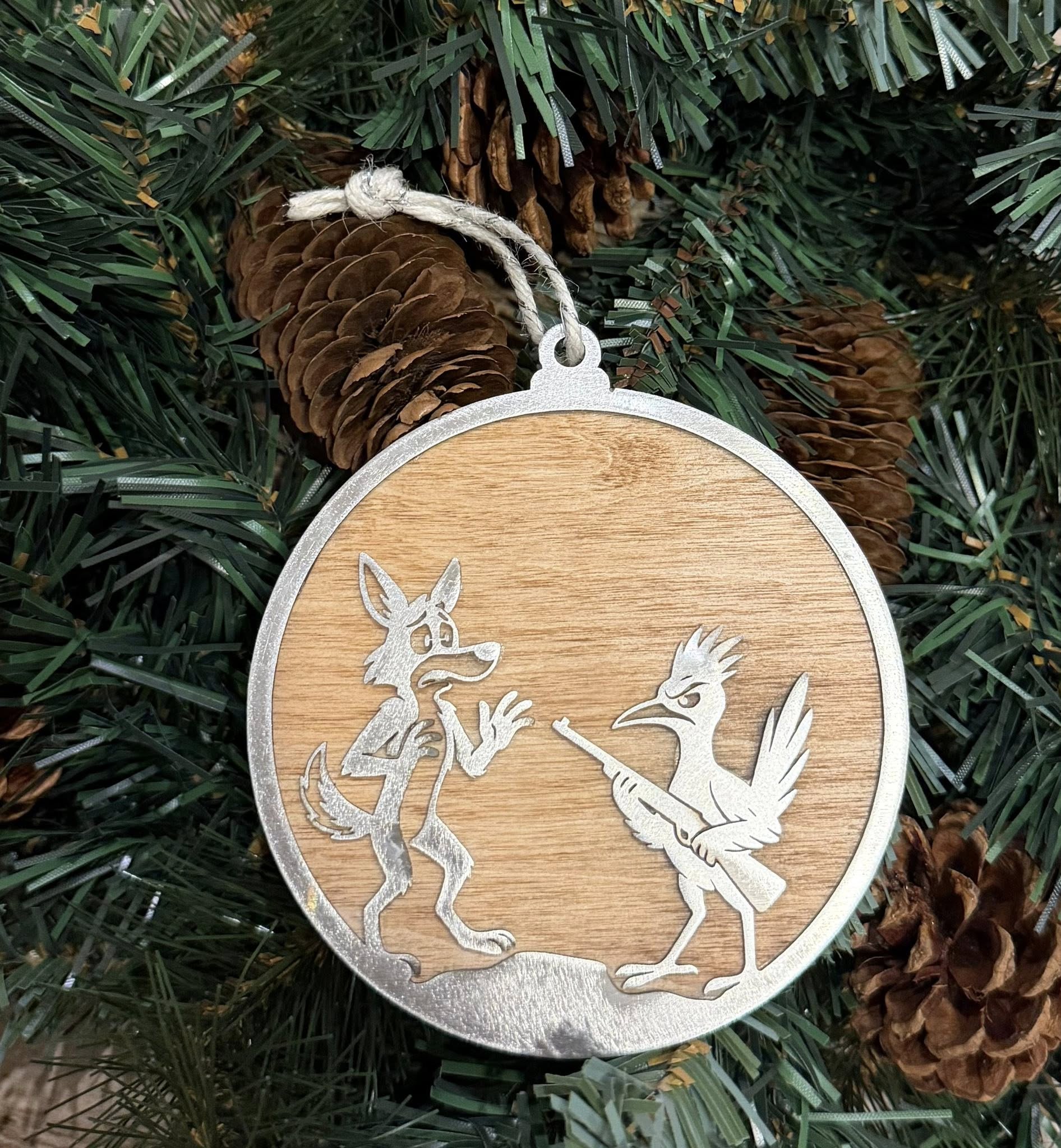 RoadRunner vs Coyotes Ornament — Valley Creations